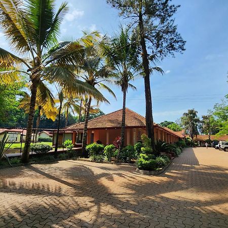 Masindi Hotel Exteriör bild