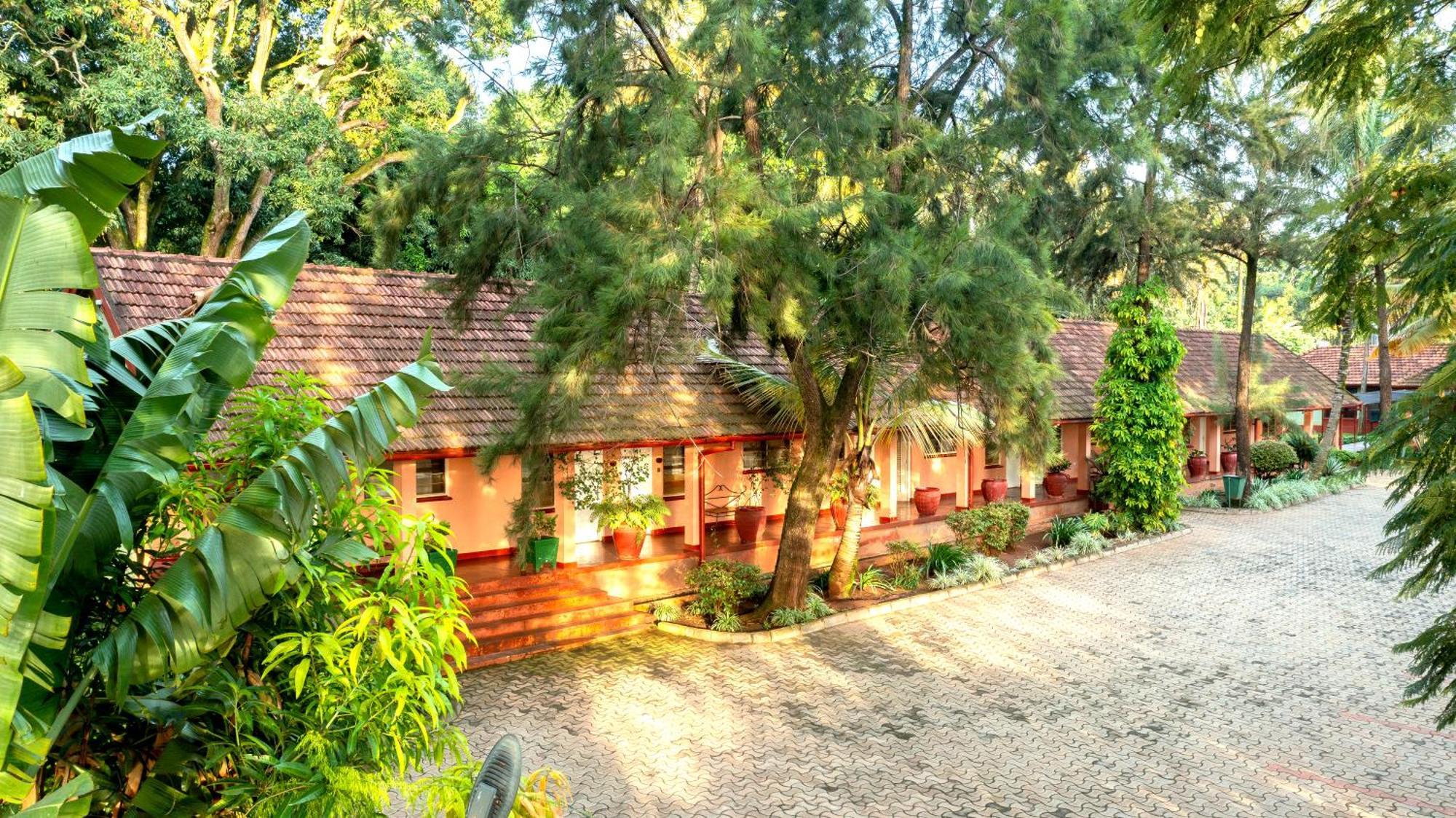 Masindi Hotel Exteriör bild