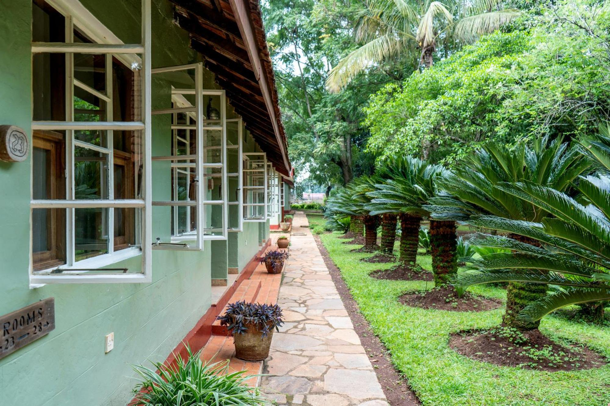 Masindi Hotel Exteriör bild